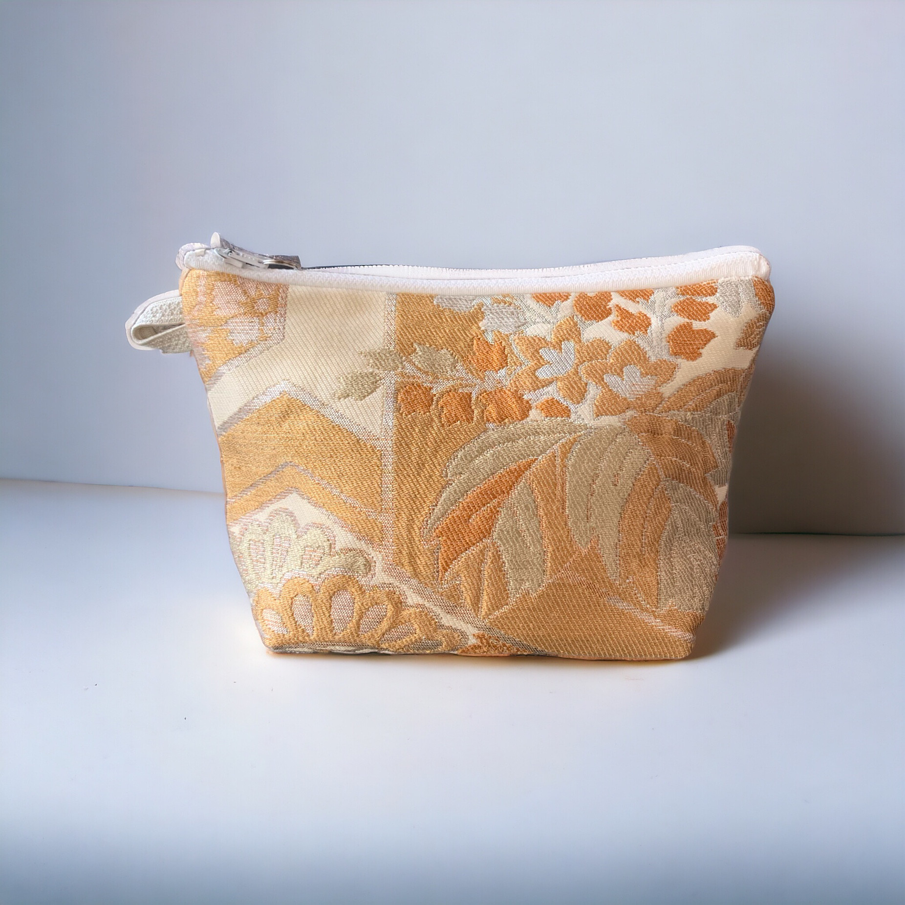 ファスナーポーチ【送料込み】帯リメイク　ブラック        Ω