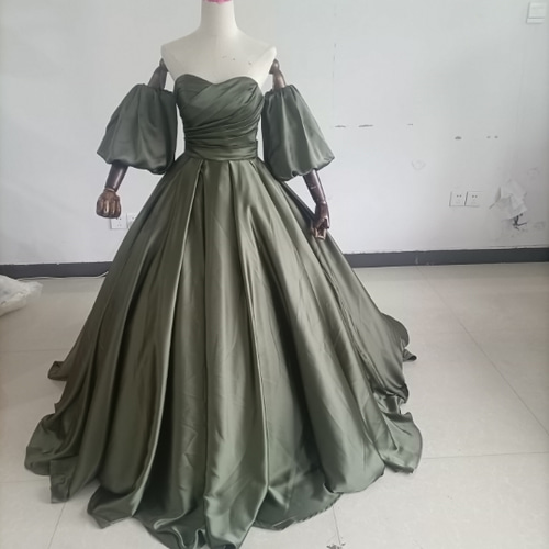 人気上昇！パーティードレス グリーン サテン ベアトップ 取り外し袖  