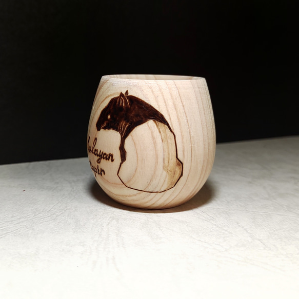 ヒノキが香る木製カップ　マレーバク 4枚目の画像