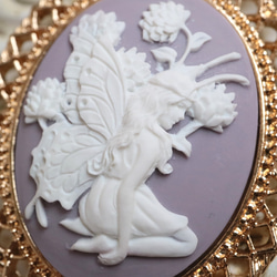 浮雕胸針項鍊坐在花前的仙女（淺紫色）*精緻仙女浪漫夢幻蝴蝶 第5張的照片