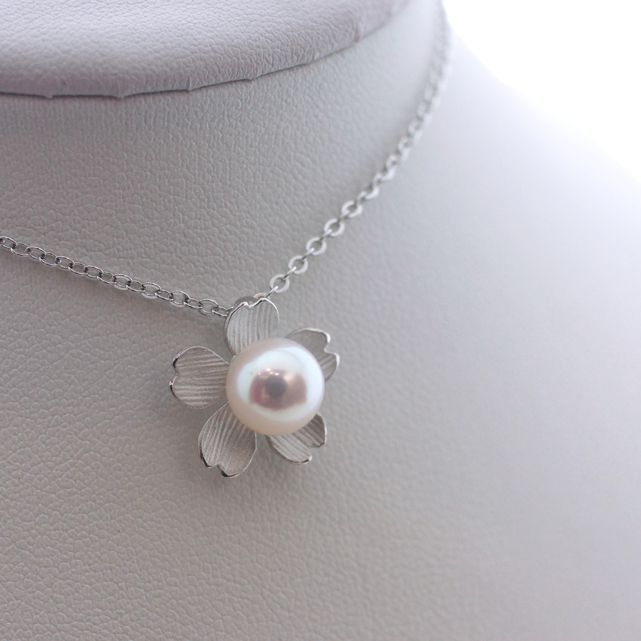 桜咲く 淡いピンク系天然色 アコヤ真珠 の 一粒 ペンダント ネックレス s925 金属アレルギー対応
