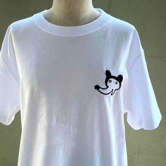 【巨匠動物園】ミキちゃん・ワンポイント刺繍Tシャツ 2枚目の画像