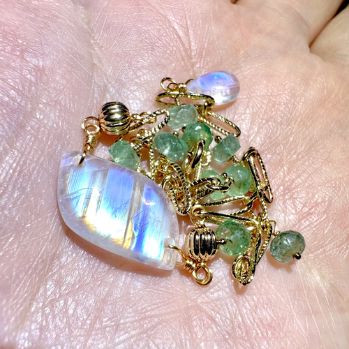 14kgf レインボームーンストーン エメラルド ブレスレット