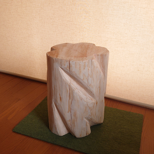 天然アロマ 丸太椅子フリル・丸太テーブル・オーガニック