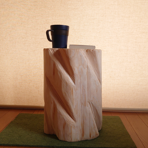 天然アロマ 丸太椅子フリル・丸太テーブル・オーガニック