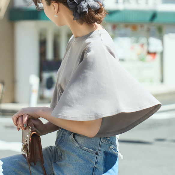 美しく風を感じる接触冷感Tシャツ｜ウォームグレー 2枚目の画像