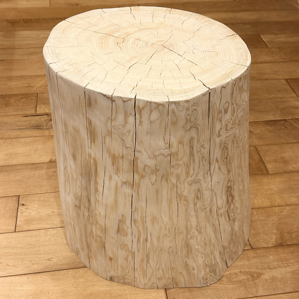 Hinoki  Wood  Stool  No.634 1枚目の画像