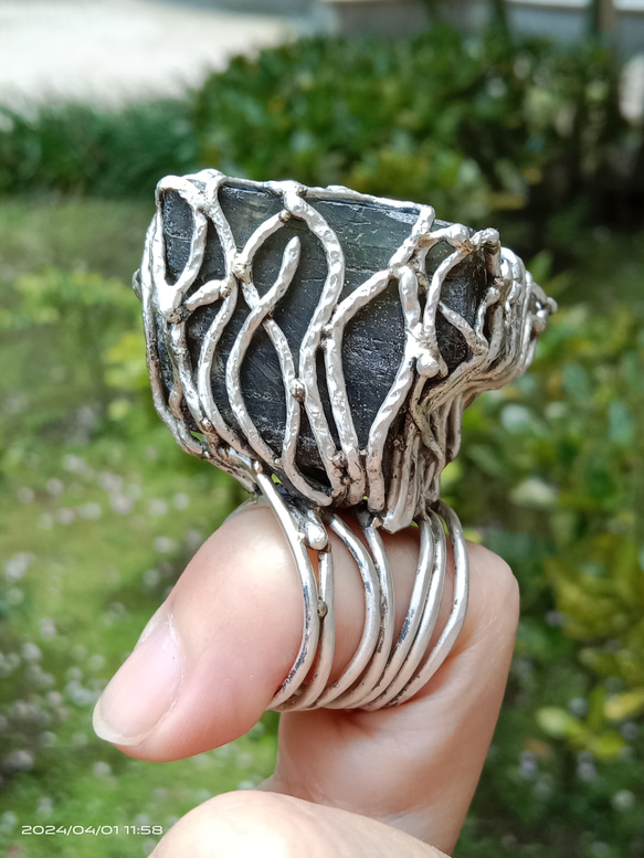 拉長石手工銀戒純銀戒指~「夜」 ~ Labradorite Silver Ring 第7張的照片