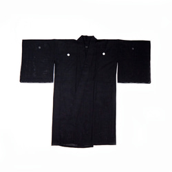 ブラック、絽シルクアンティーク着物羽織、家紋付き from MOMOZONOアーカイブ 2枚目の画像