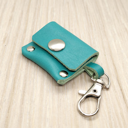 チビコインケース キーホルダー ライトターコイズ 本革 レザークラフト ミニ財布 ミニマム バッグチャーム コインケース 1枚目の画像