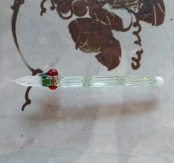 ガラスペン「ライトグリーン・クリームソーダ」　ガラス製スポイト付属（約1ｍｌ） 1枚目の画像