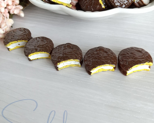 0803b7ca29091c69190f5a9696d99c