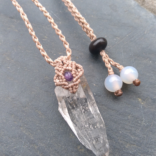 ガネッシュヒマール産】ヒマラヤ水晶の天然石マクラメペンダント