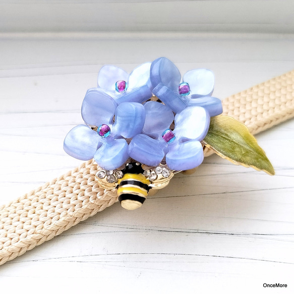 紫陽花とミツバチの帯留め（ブルー系） 15枚目の画像