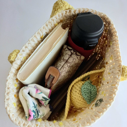 レモンチャーム付きトートBag【レモンの気分！】ポンポン