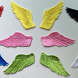 天使の羽 刺繍アイロンワッペン 1枚目の画像