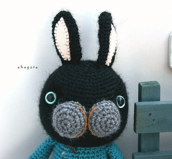 no.2370　Black Rabbit　(黒ウサギ) 2枚目の画像