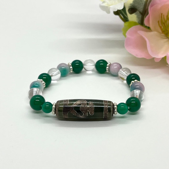 天然めのう宝瓶天珠（龍紋めのう）、水晶、花ヒスイ、緑めのうブレスレット　B056 1枚目の画像