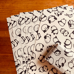 子パンダのおしり柄包装紙 A4 4枚目の画像