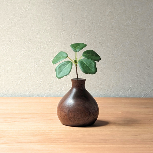 母の日ギフト 木の花瓶 一輪挿し・試験管付きで生花もOK・ころんと丸い