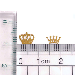 ネイル パーツ デコ クラウン 王冠 極薄 ゴールド 金 2サイズ 60枚(D130) 3枚目の画像