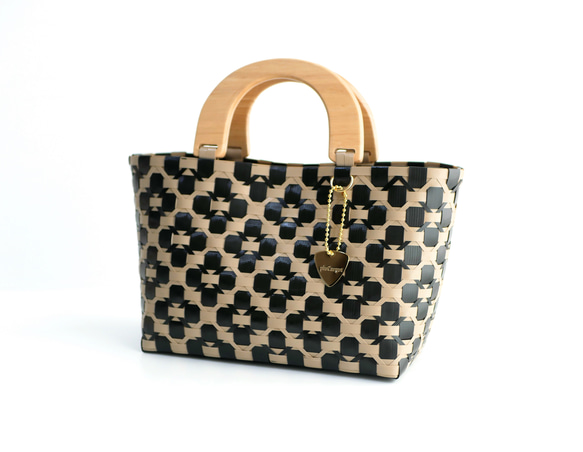 2024年1番人気！天然木ハンドルの手提げ2WAYプラカゴバッグ　S＋サイズ花柄ブラック×ミルクティベージュ 10枚目の画像