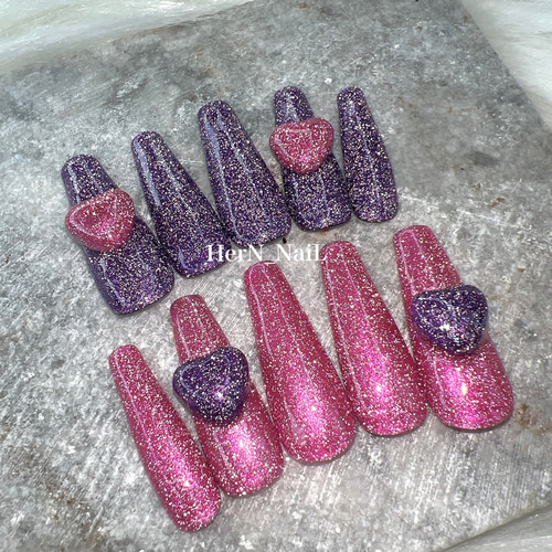 フラッシュネイル》パープル×ピンクぷっくりハートネイルチップ ネイル