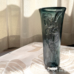 オリジナル吹きガラス作品　Bark インディゴ-C 表面に凹凸があるシックなガラス　グラス・花器・インテリアオブジェ 1枚目の画像
