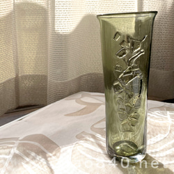 オリジナル吹きガラス作品　Bark グリーン-B 表面に凹凸があるシックなガラス　グラス・花器・インテリアオブジェ 1枚目の画像