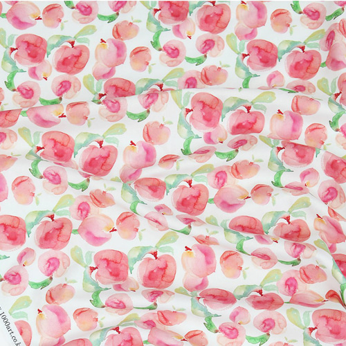 韓国製 果物柄 水彩画風のピンクピーチ ピンク桃 桃柄 生地 コットン