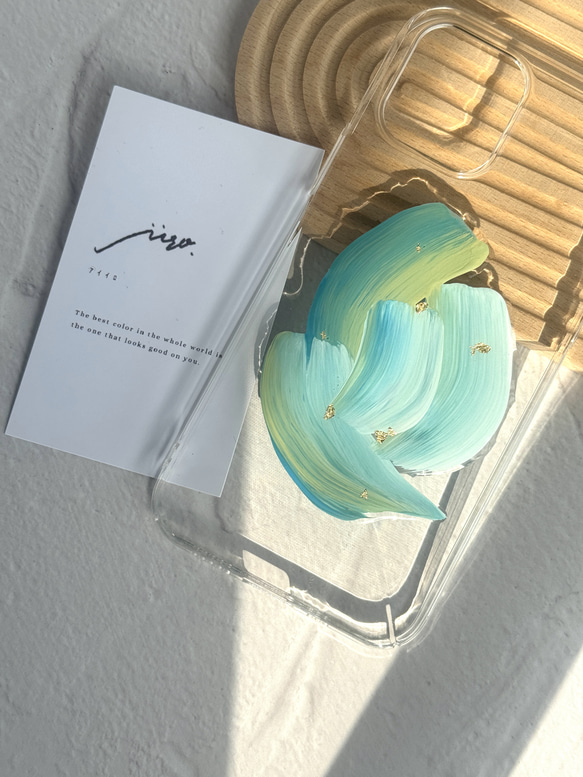 skyblue × lightgreen  ニュアンス スマホケース【iphone/アクリル絵の具】 4枚目の画像