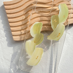 olive × beige  ニュアンス スマホケース【iphone/アクリル絵の具】 4枚目の画像