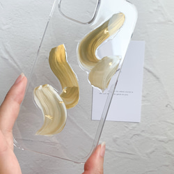gold × beige ニュアンス スマホケース【iphone/アクリル絵の具】 2枚目の画像
