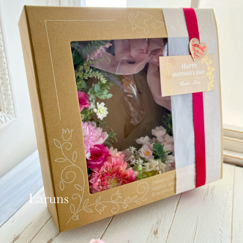 スプリングフラワーリース ガーベラとチューリップと紫の小花の