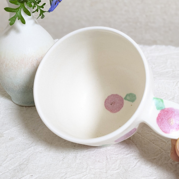 『母の日ギフト』椿柄のマグカップ&小皿のセット 6枚目の画像