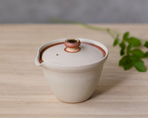 信楽茶碗 銘 花橘 – 鶴田 純久の章 お話