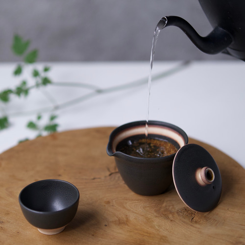 新茶器 急須ヒトリセット KURO【信楽焼の急須】小ぶりな急須と湯呑