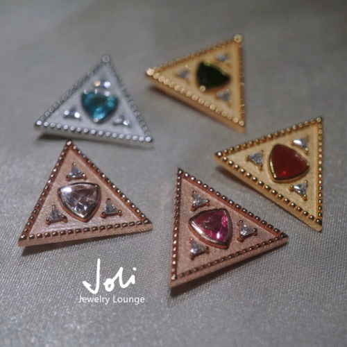 ナブラ】ピラミッド 天然ダイオプサイド キラキラ ネックレス レトロ  