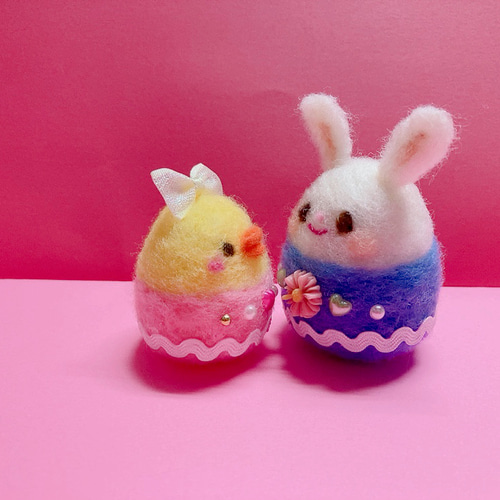 仲良しうさぎちゃんとヒヨコちゃん ✩.*˚ 羊毛フェルト 紫花