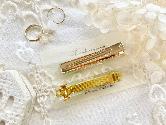 くすみグリーンのタイル調お花ヘアクリップ/バレッタ 8枚目の画像