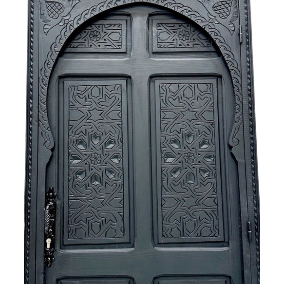 オーダーメイド アーチフレームで装飾されたモロッコのドア お気軽にお問い合わせください