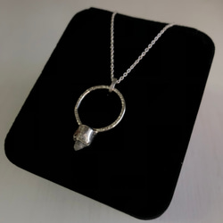 ダイヤモンド結晶のリング型ネックレス(silver製) 6枚目の画像