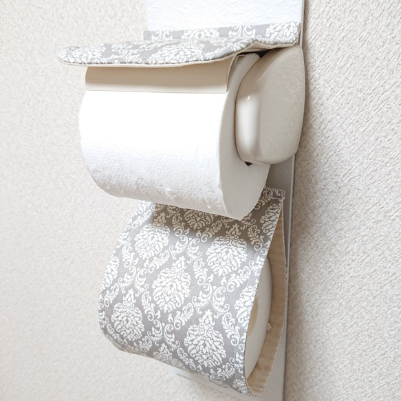 【受注製作】エレガントダマスク柄×ライトグレー☆トイレットペーパーホルダーカバー/厚巻きにも対応☆丸洗いOK オシャレ 人気・おすすめ｜使いやすい・旅行におすすめ 品質保証 全国発送 正規品・日本国内発送・安心保証付き