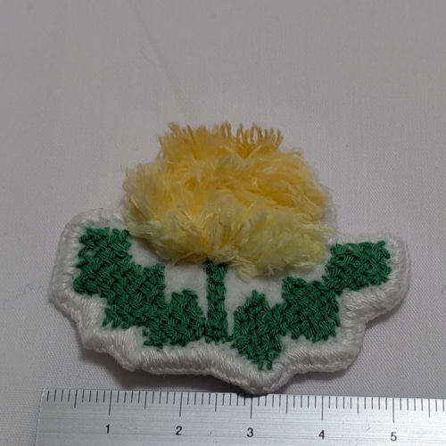 たんぽぽのワッペン（大） スミルナステッチ ダーニング刺繍 その他