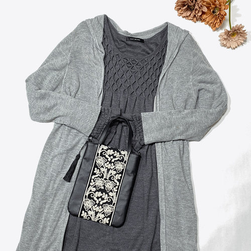 インド刺繍リボン付き 2way スマホショルダー サコッシュ ショルダー