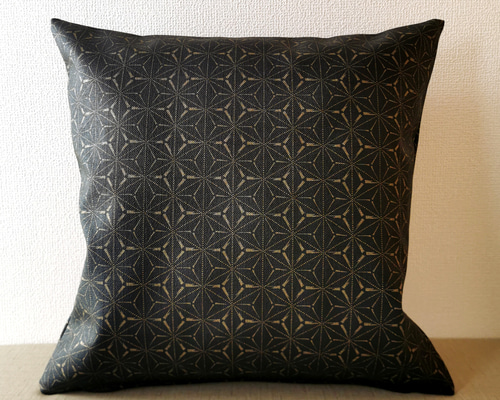 FRIENDSHILL クッションカバー 45×45 高級感 刺繍＆ビーズ