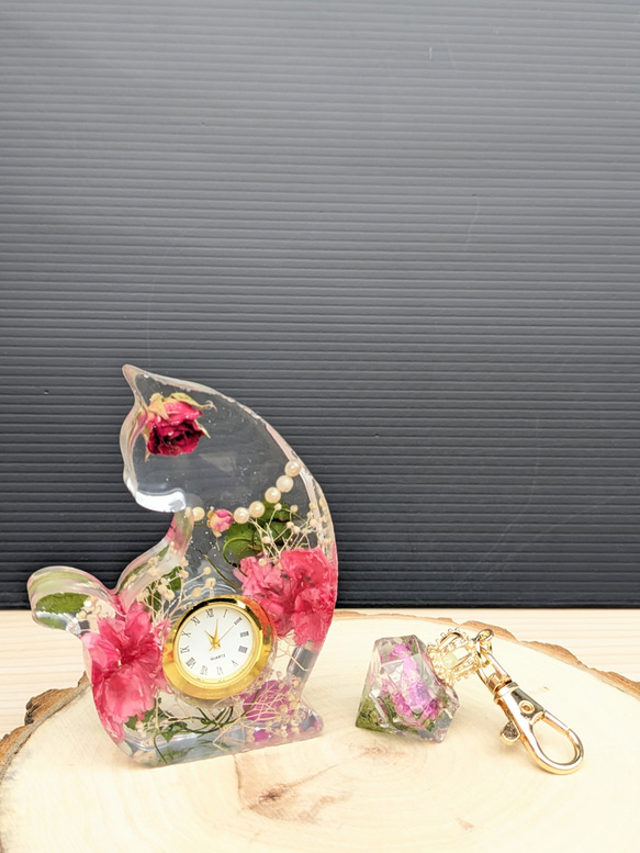 薔薇、カーネーションの　猫時計と　トリプルセット　母の日対応 4枚目の画像