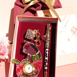 薔薇、カーネーションの　猫時計と　トリプルセット　母の日対応 2枚目の画像
