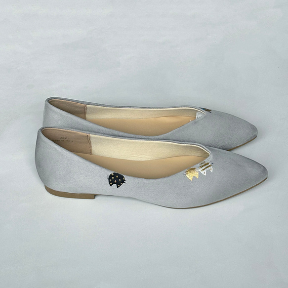 《25cm限定》パンプス「にゃんプス」グレー ポインテッドトゥ！ねこ＊大人のローヒールパンプス＊【5日以内の発送】 4枚目の画像