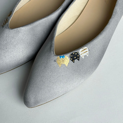 《25cm限定》パンプス「にゃんプス」グレー ポインテッドトゥ！ねこ＊大人のローヒールパンプス＊【5日以内の発送】 3枚目の画像